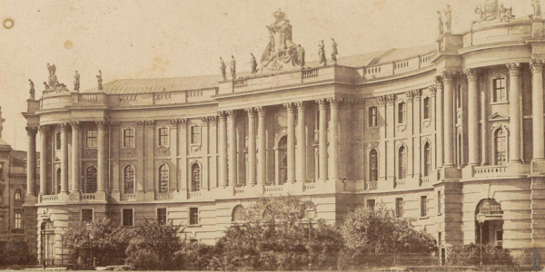 Photograph of a classical building, the library of Humboldt University in Berlin