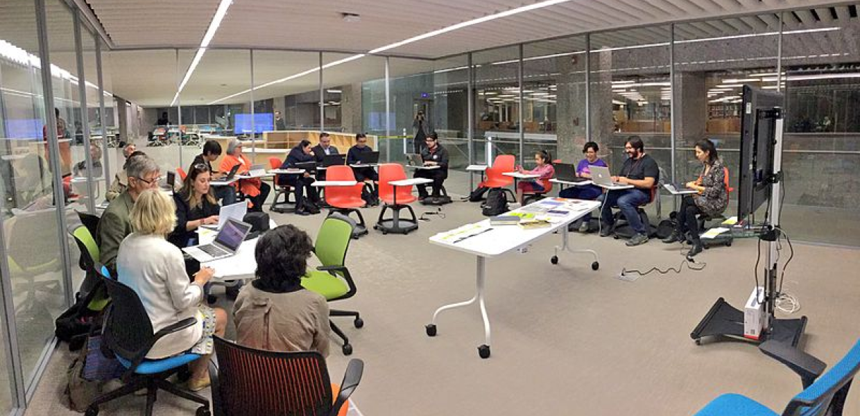 Our first edit-a-thon at my library, improving articles in Wikipedia about Internet Governance, photo by ProtoplasmaKid, CC-BY-SA 4.0